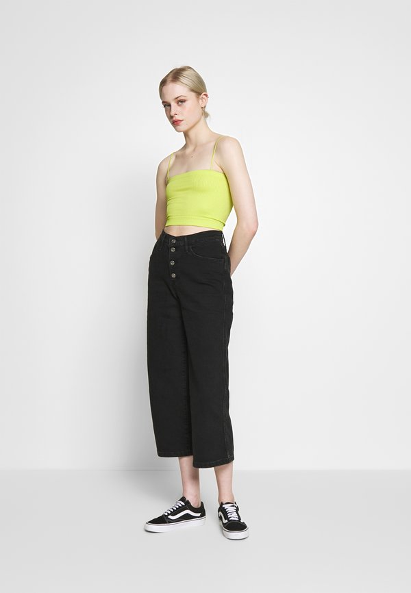 BDG Urban Outfitters HARRIET TUBE