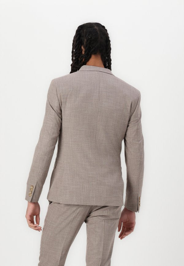 Isaac Dewhirst NOTCH SUIT SLIM