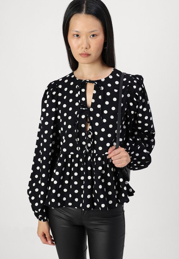 Pieces PCJOLLY O-NECK TIE