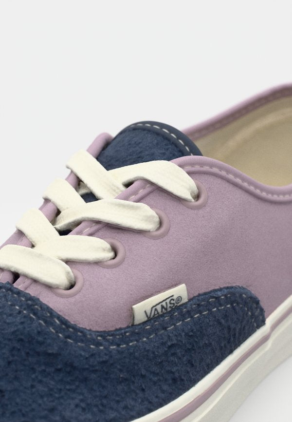 Vans AUTHENTIC UNISEX
