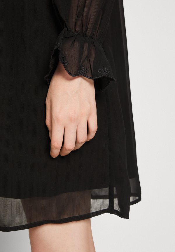Vero Moda VMNOLA V-NECK SHORT DRESS