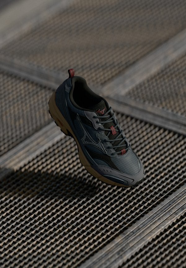 Mizuno Sportstyle MXR TECH UNISEX
