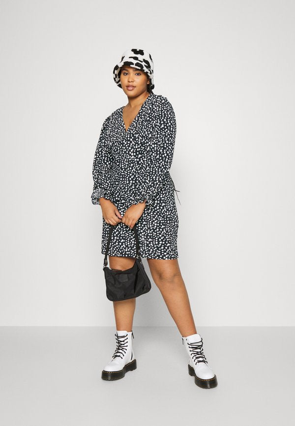 Glamorous Curve PLUNGE NECK LONG SLEEVE MINI DRESS