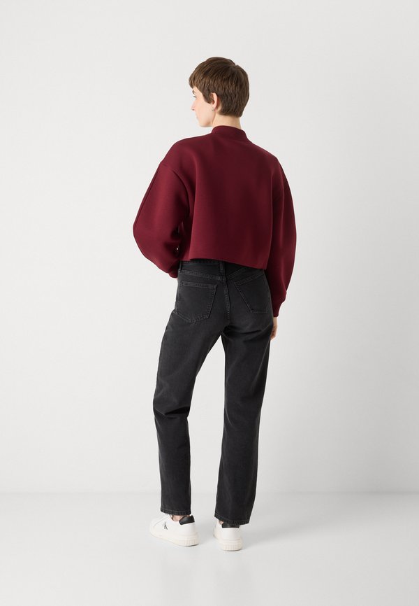 Calvin Klein Jeans