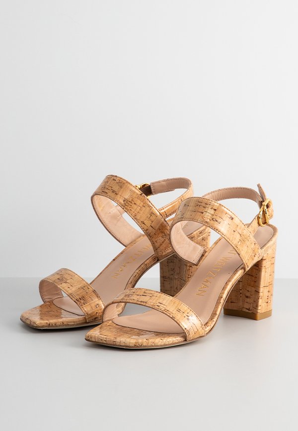 Stuart Weitzman AUSTINE