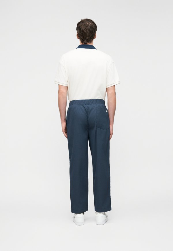 Ellesse LEVONE