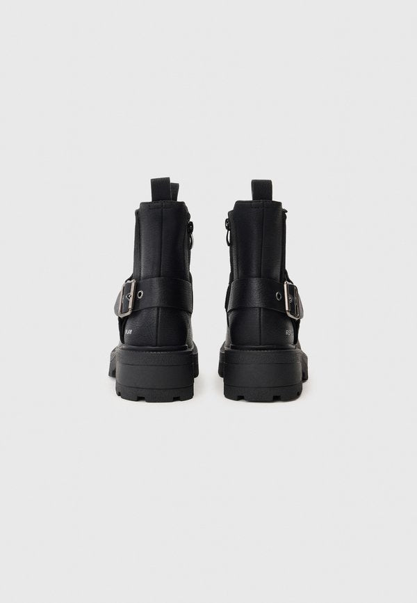 Replay