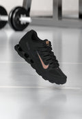Nike Performance REAX 8 - Walking trainers - black/metallic rose gold-coloured/anthracite