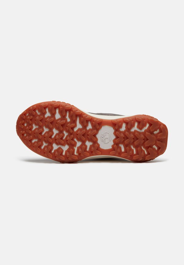 Timberland LOW LACE-UP WATERPROOF SNEAKER.