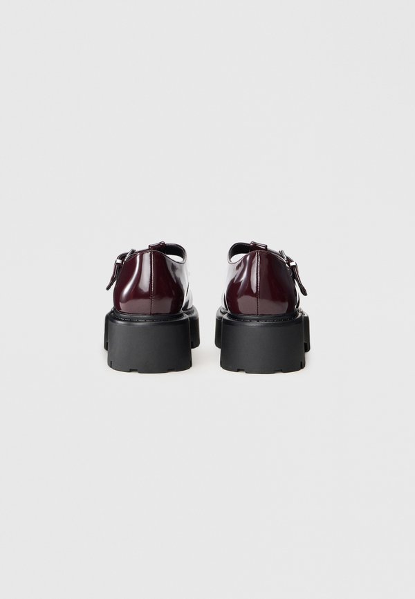 Steve Madden ORACLE