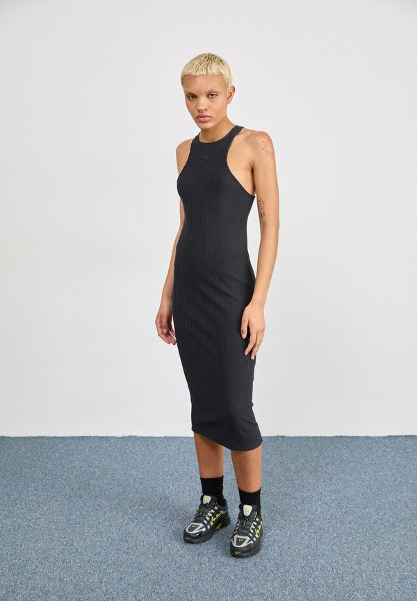 Nike Sportswear MIDI