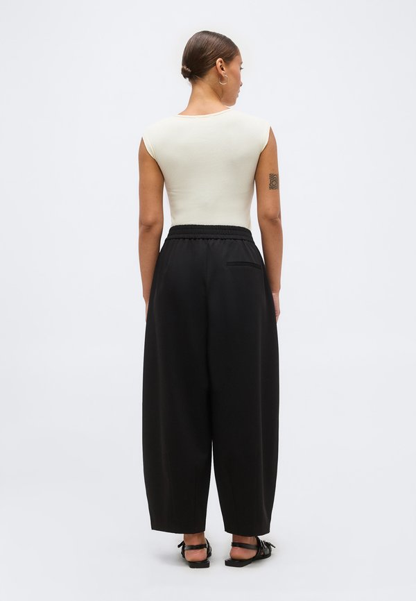 ONLY Petite ONLMARIELA LIFE BAGGY BARREL