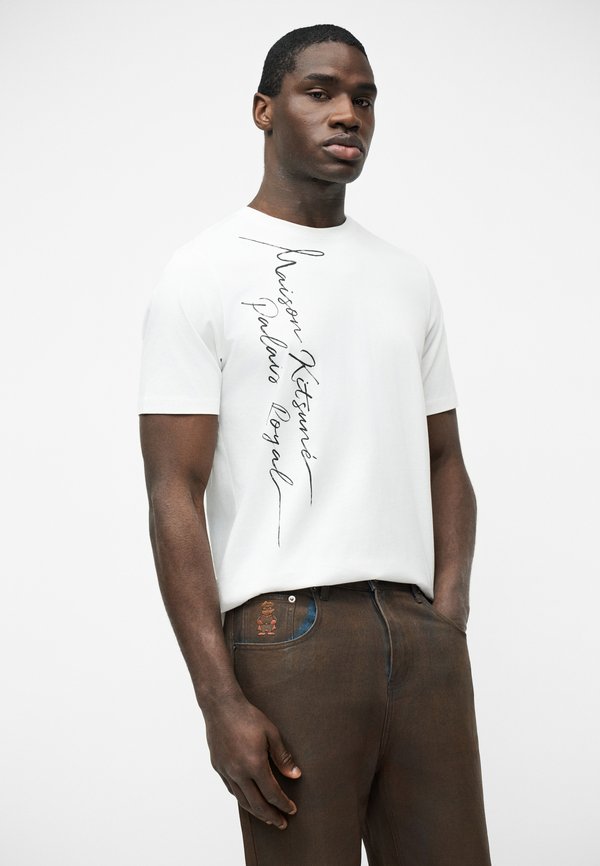 Maison Kitsuné POETIC SCRIPT LIGHT REGULAR TEE