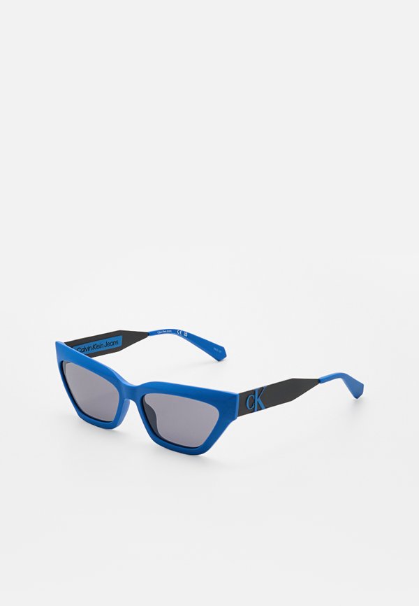 Calvin Klein Jeans CKJ22640S
