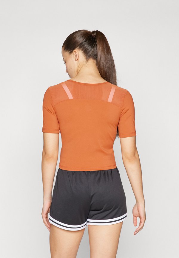 Champion PERFORMANCE QUICK DRY CREWNECK CROP