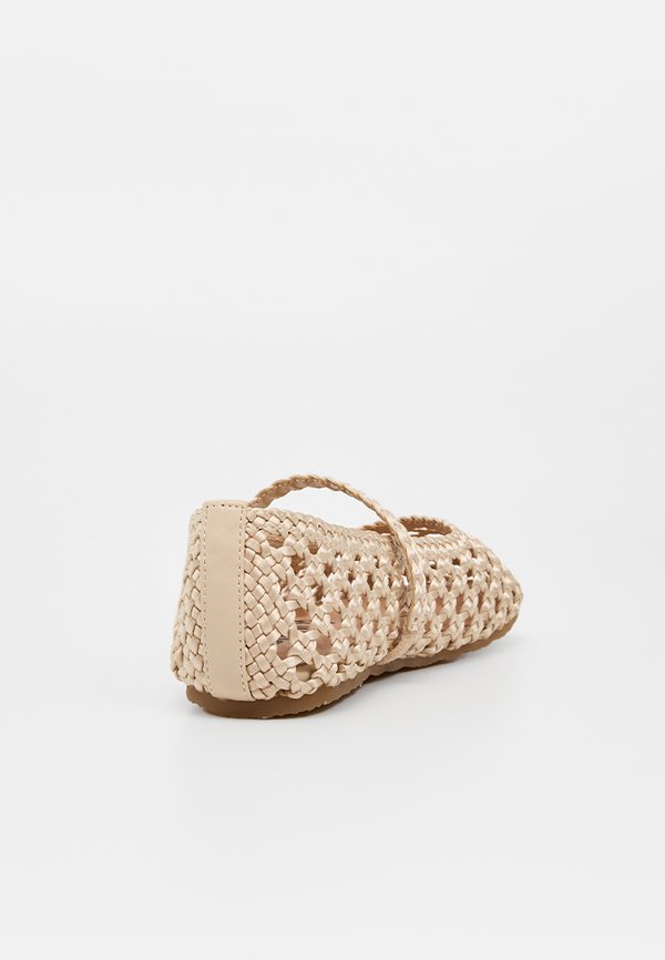 Bianco Mary Jane shoes BIASTELLA