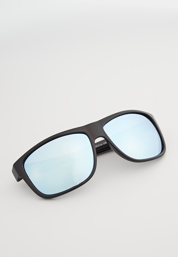 Red Bull SPECT Eyewear LOOM