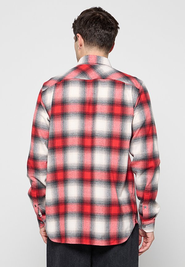 CLOSED LUMBERJACK REGULAR FIT