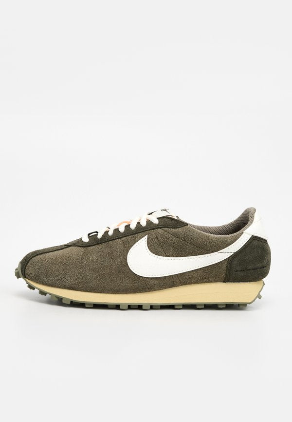 Nike Sportswear LD-1000