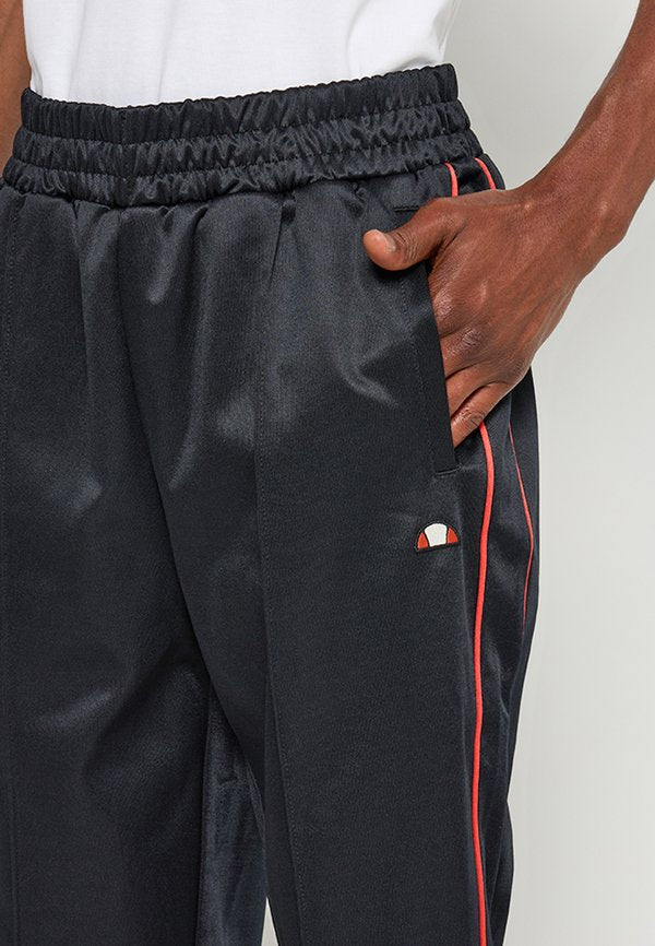 Ellesse