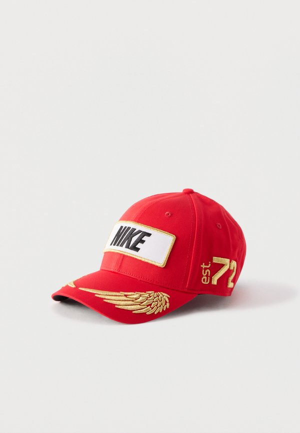 Nike Sportswear CLUB UNISEX - Cap - crimson/black