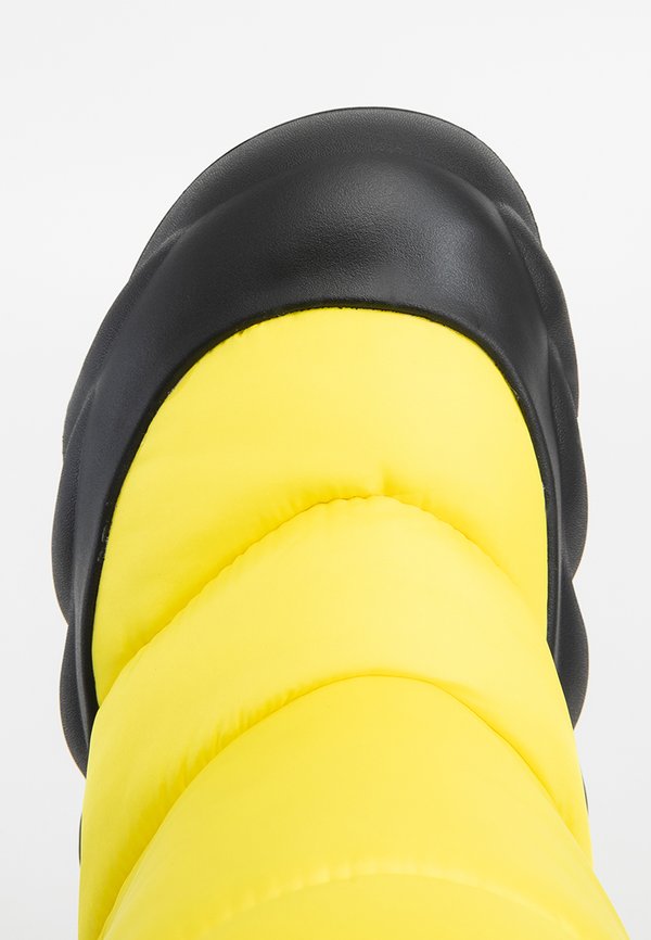 Crocs OVERPUFF