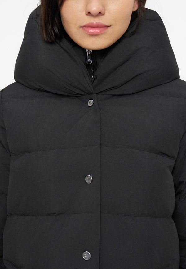 Lauren Ralph Lauren