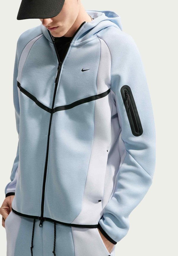 Nike Sportswear M NK TECH FLC PRO WR FZ JACKET - Zip-up sweatshirt - light armoury blue football grey black