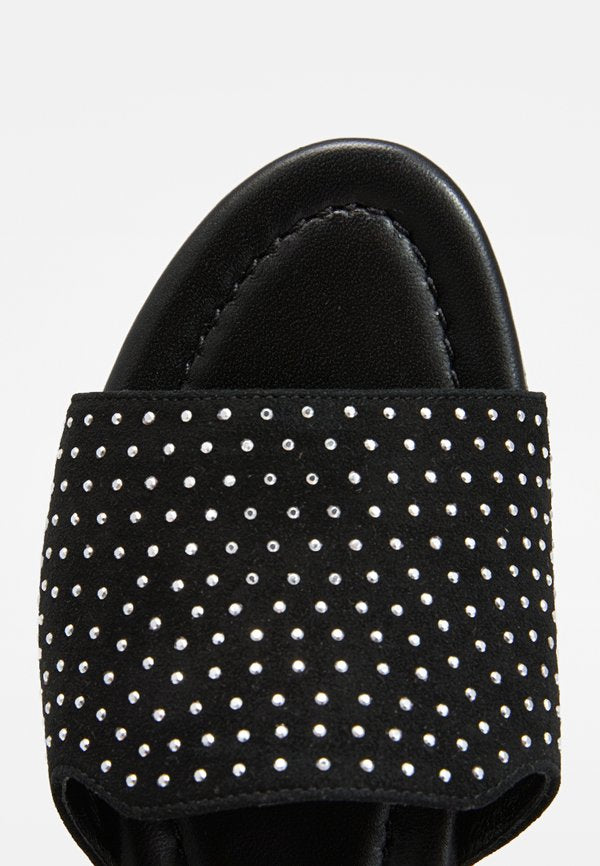 Jimmy Choo NANDA