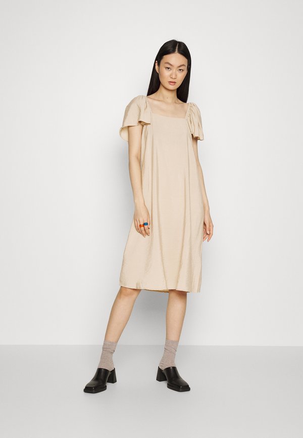 Vero Moda Tall VMSARA SQUARE NECK KNEE DRESS