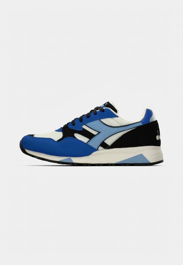Diadora N902 UNISEX