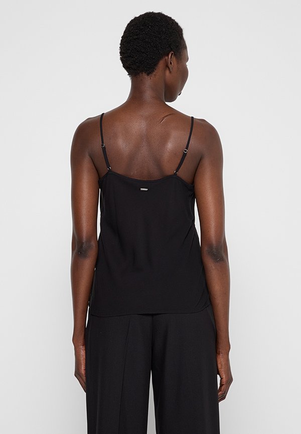 Armani Exchange