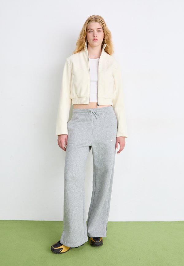 Nike Sportswear TAILORED