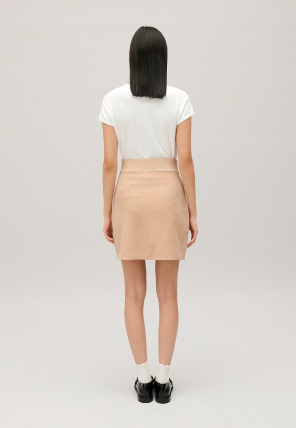 Claudie Pierlot JUPE COURTE TAILLE-HAUTE