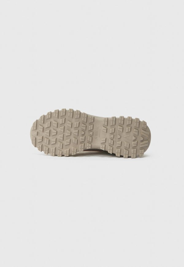 ARKK Copenhagen APAZE UNISEX