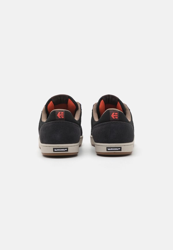 Etnies MARANA
