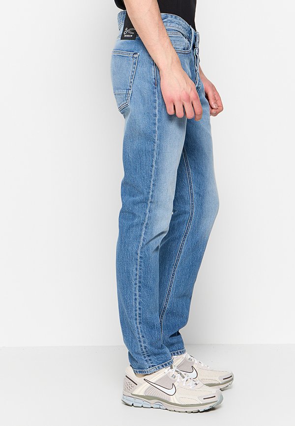Denham RAZOR
