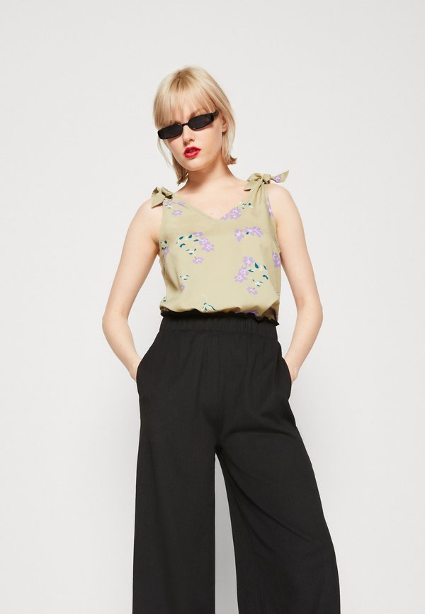 Pieces PCLILIANA V NECK