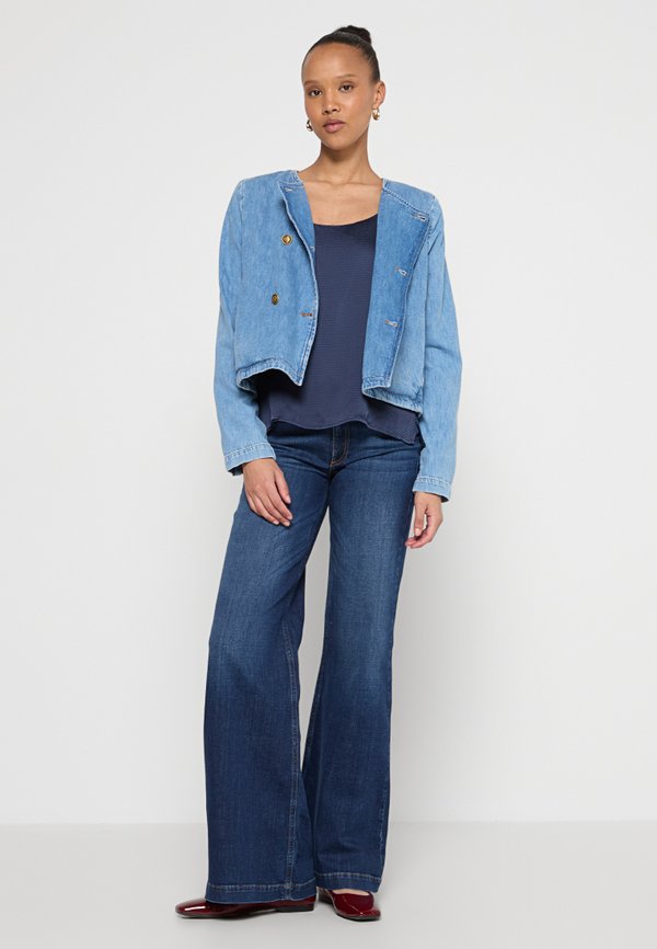 TWINSET
