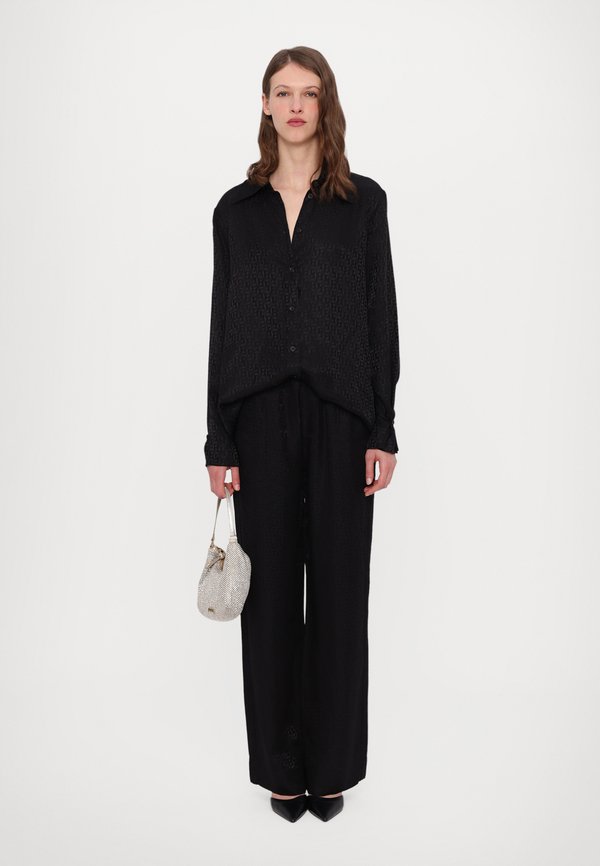Holzweiler LUKA MONOGRAM SHIRT