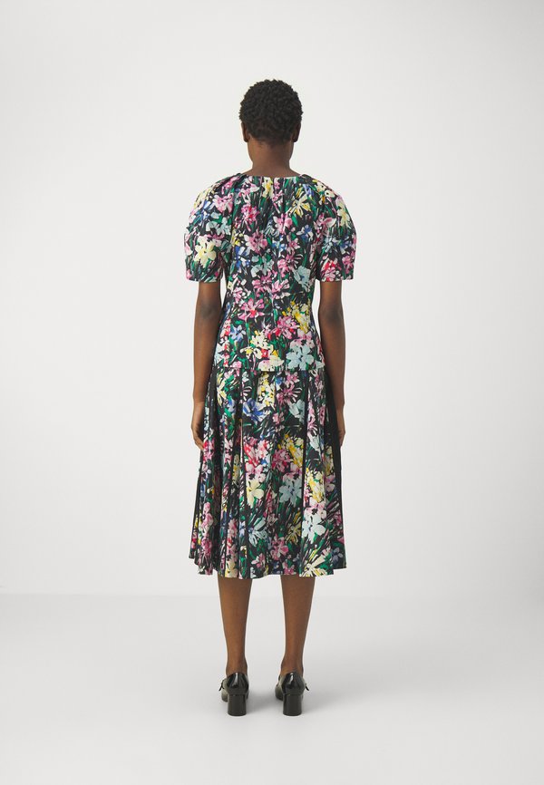 3.1 Phillip Lim FLOWERWORKS BLOOM SCOOP NECK TOP