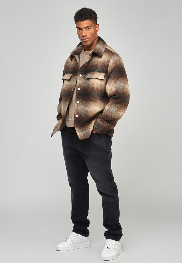SIKSILK STRAIGHT CUT