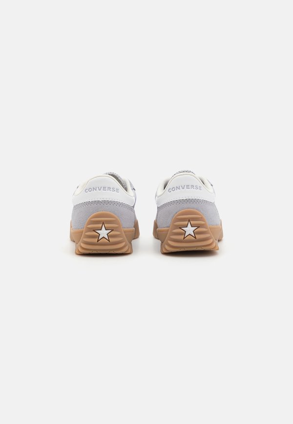 Converse RUN STAR TRAINER