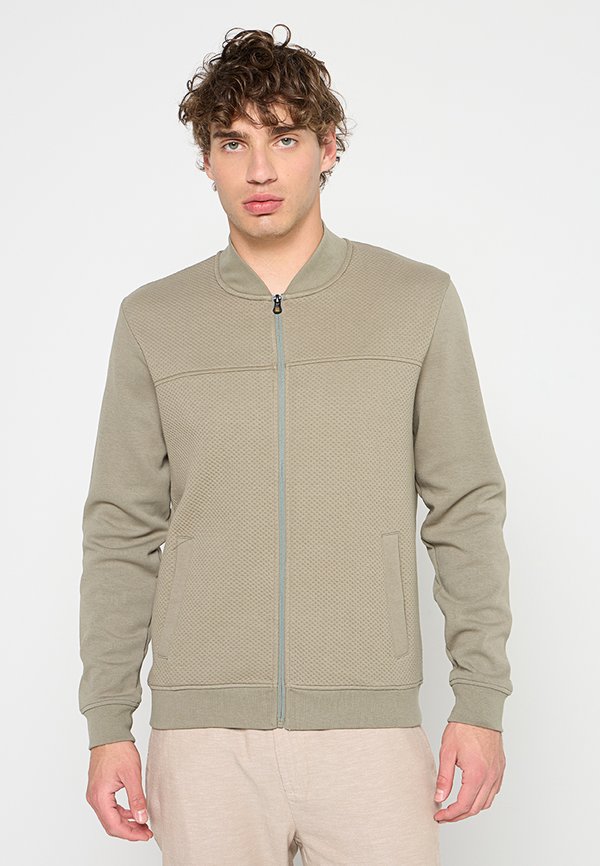 NO EXCESS