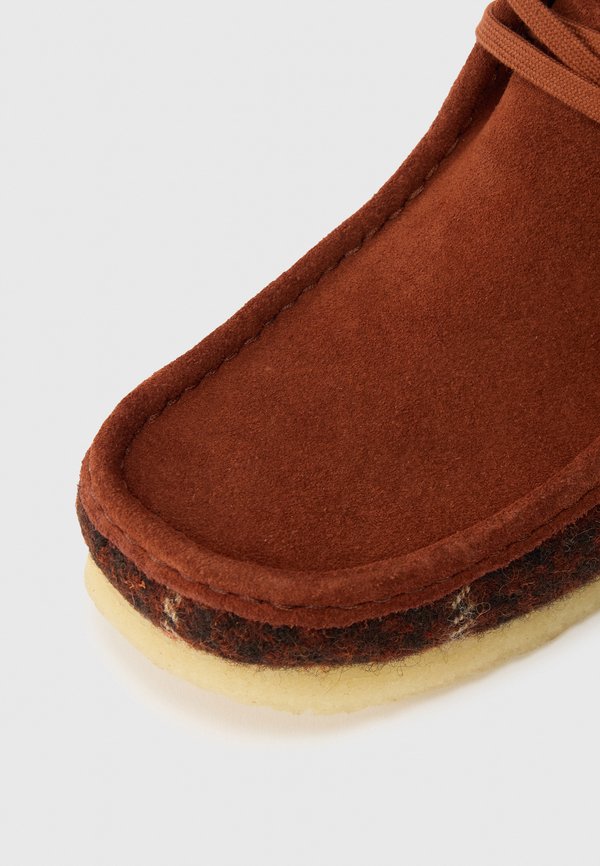 Clarks Originals WALLABEE