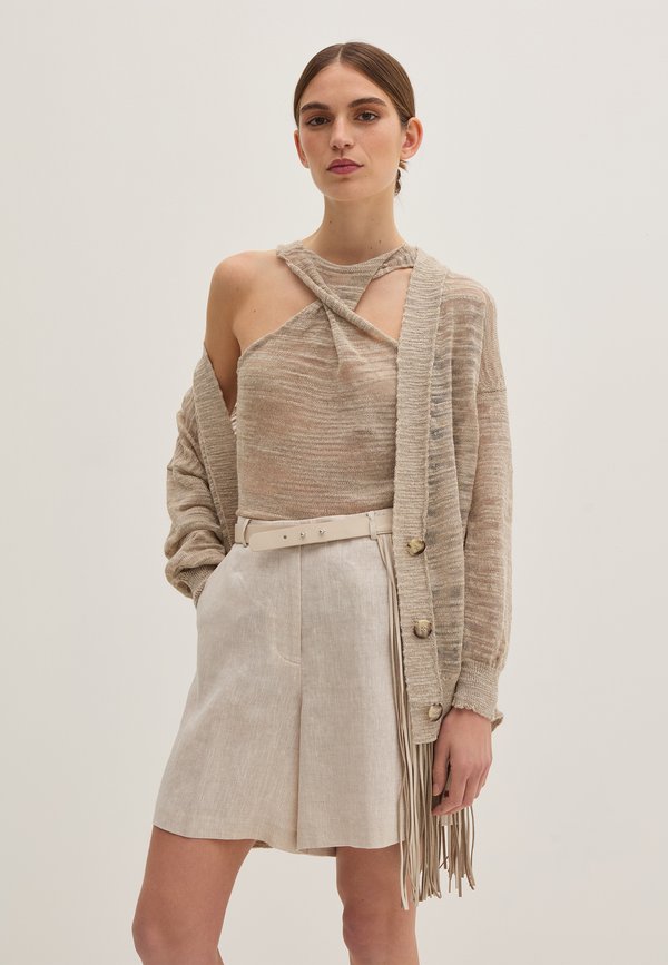 Stefanel  IN SHANTUNG.