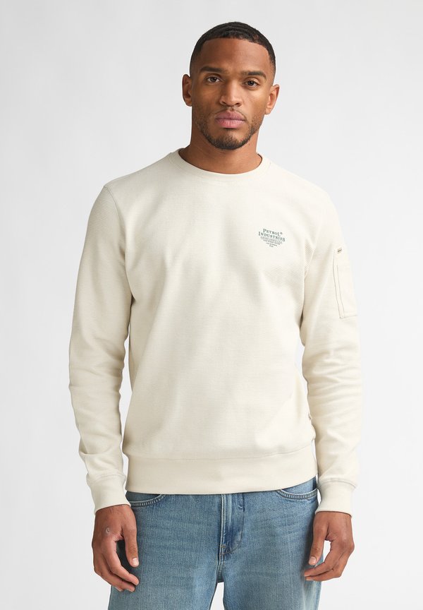Petrol Industries ROUND NECK