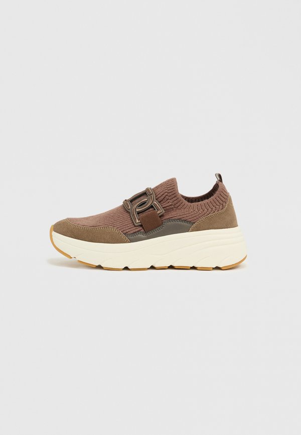 TWINSET RUNNING