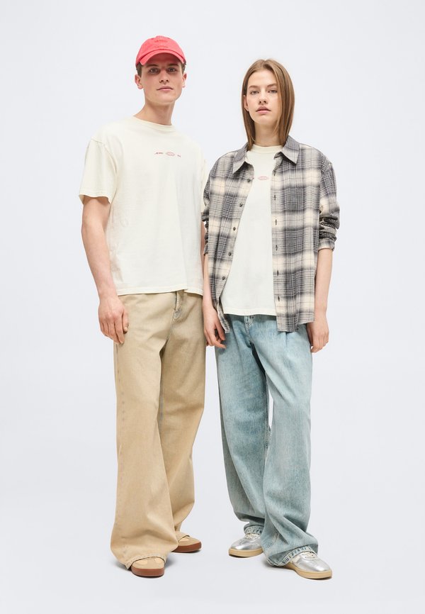 ARKK Copenhagen BOXY TEE 5.0 UNISEX