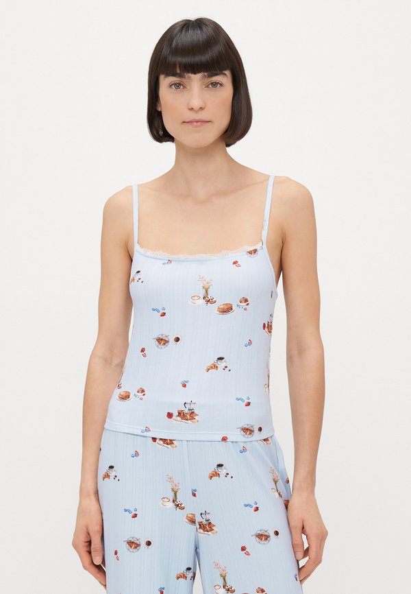 Abercrombie & Fitch POINTELLE CAMI